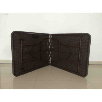 6FT Hot Sale Outdooor Chocolate Rattan Design Plastic Folding Table